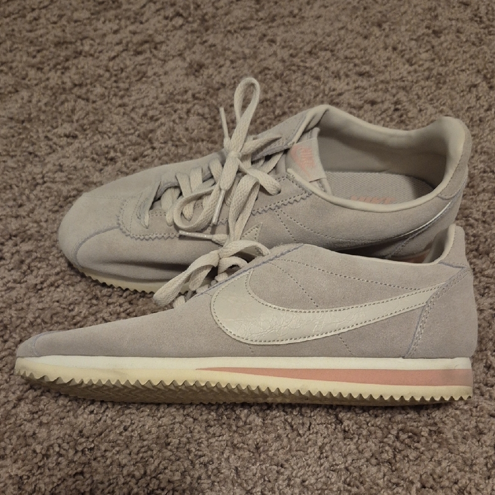 Women's Suede Sneakers - Picture 2 of 5